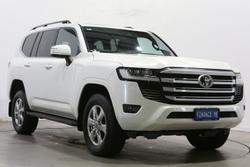 2025 Toyota Landcruiser VX