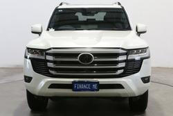 2025 Toyota Landcruiser VX