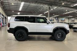 2025 Toyota Landcruiser Prado GXL