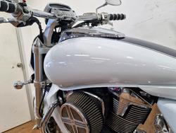 2009 Suzuki VZR 1800 BOULEVARD (M109R) LE White