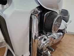 2009 Suzuki VZR 1800 BOULEVARD (M109R) LE White