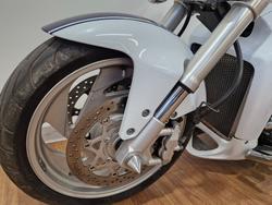 2009 Suzuki VZR 1800 BOULEVARD (M109R) LE White