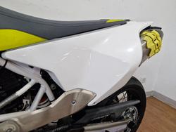 2018 Husqvarna 701 SUPERMOTO WHITE