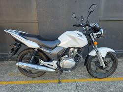 Honda CB125E