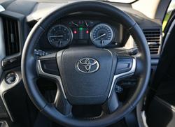2016 Toyota Landcruiser GXL