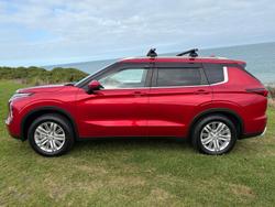 2021 Mitsubishi Outlander LS