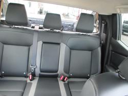 2025 Nissan Navara ST-X