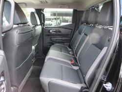 2025 Nissan Navara ST-X