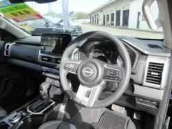 2025 Nissan Navara ST-X