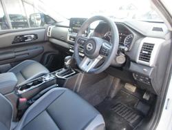2025 Nissan Navara ST-X