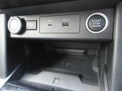 2025 Nissan Navara ST-X