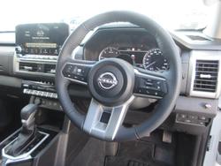 2025 Nissan Navara ST-X