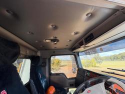 2010 Kenworth T358 Tilt Tray