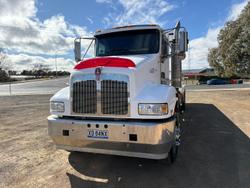 2010 Kenworth T358 Tilt Tray