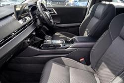 2025 Mitsubishi Outlander ES
