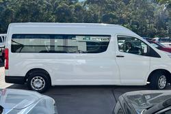 2020 Toyota Hiace Commuter