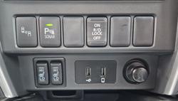 2022 Mitsubishi Triton GSR