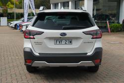 2025 Subaru Outback AWD Touring