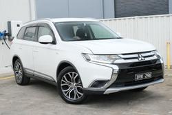 2017 Mitsubishi Outlander ES