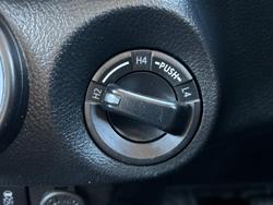 2022 Toyota Hilux SR
