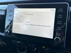 2022 Toyota Hilux SR