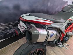 2015 DUCATI HYPERMOTARD 821 SP RED