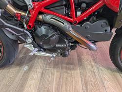 2015 DUCATI HYPERMOTARD 821 SP RED
