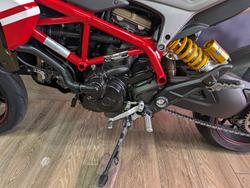 2015 DUCATI HYPERMOTARD 821 SP RED