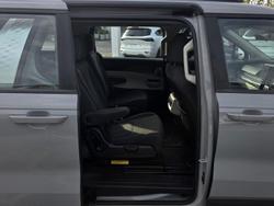 2021 Kia Carnival S