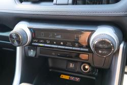 2025 Toyota RAV4 GXL