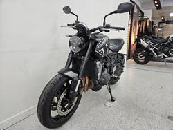 2023 Triumph TRIDENT 660 Black