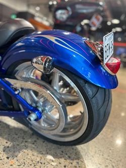 2009 Harley-Davidson Rocker C 96 (FXCWC) Softail Blue