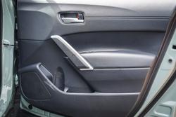 2025 Toyota Corolla Cross Hybrid GXL