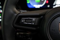 2025 Porsche
                Macan 4