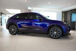 2025 Porsche
                Macan 4