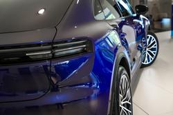 2025 Porsche
                Macan 4