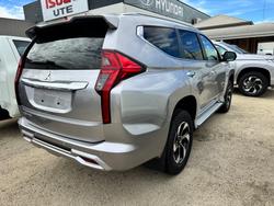 2024 MITSUBISHI Pajero Sport GLS