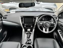 2024 MITSUBISHI Pajero Sport GLS