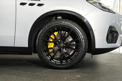 2025 Maserati Grecale MODENA 330HP HYBRID BIANCO ASTRO