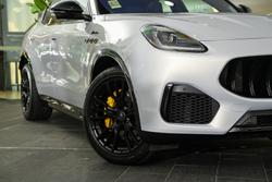 2025 Maserati Grecale MODENA 330HP HYBRID BIANCO ASTRO