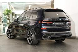 2024 BMW X7 M60i
