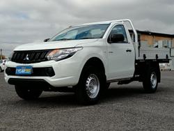 2017 Mitsubishi Triton GLX