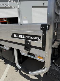 2026 Isuzu N Series NPR 45/65-175 MT D28 Tradepack