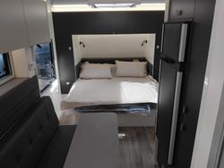 2026 Traveller Brnad New 15Ft Design Queen Bed With Toilet And Shower