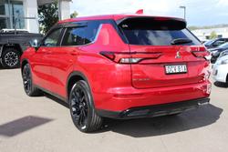 2023 Mitsubishi Outlander LS Black Edition