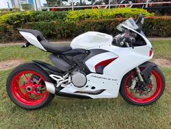 Ducati Panigale V2
