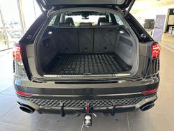 2025 Audi RS Q8 TFSI performance