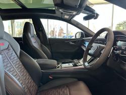 2025 Audi RS Q8 TFSI performance