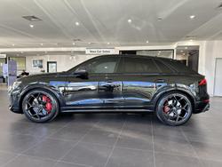 2025 Audi RS Q8 TFSI performance