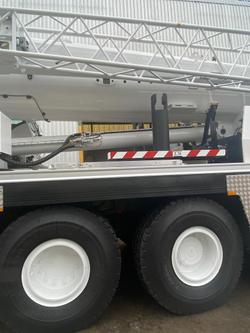 2025 Grove GMK5130L White